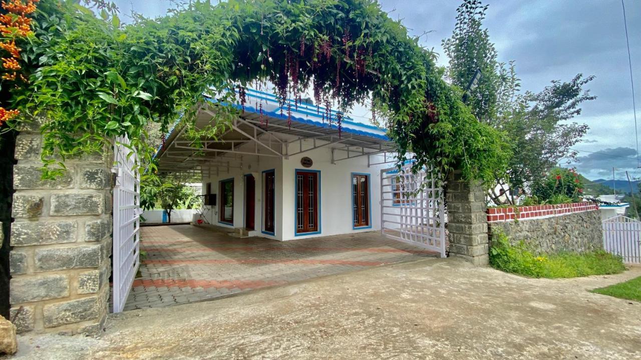 La Flora Kodaikanal Luaran gambar