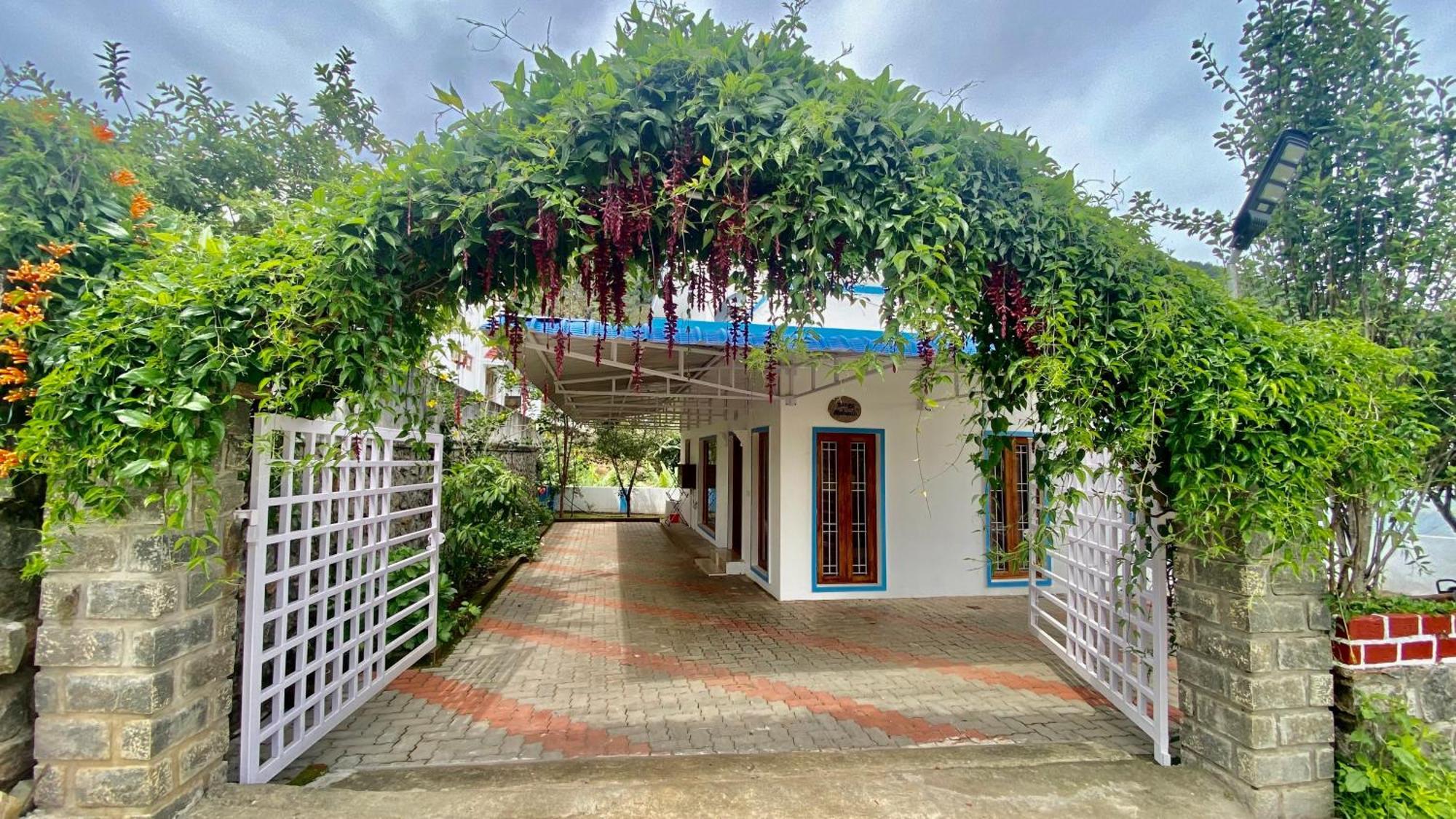 La Flora Kodaikanal Luaran gambar